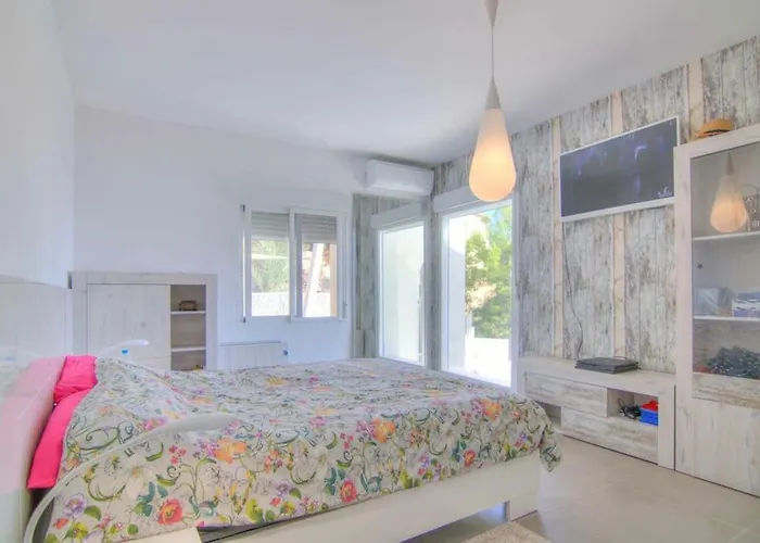 With Private Pool - Mv 3806 Villa Calp